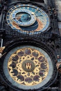 Horloge astronomique située au coeur de la vieille ville.