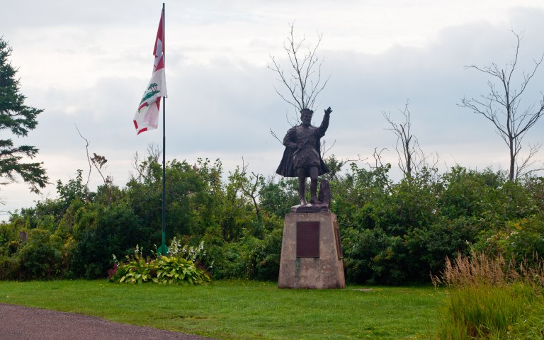 statue-jacques-cartier
